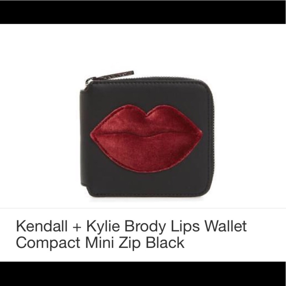 Kendall & Kylie Brody Lips Wallet